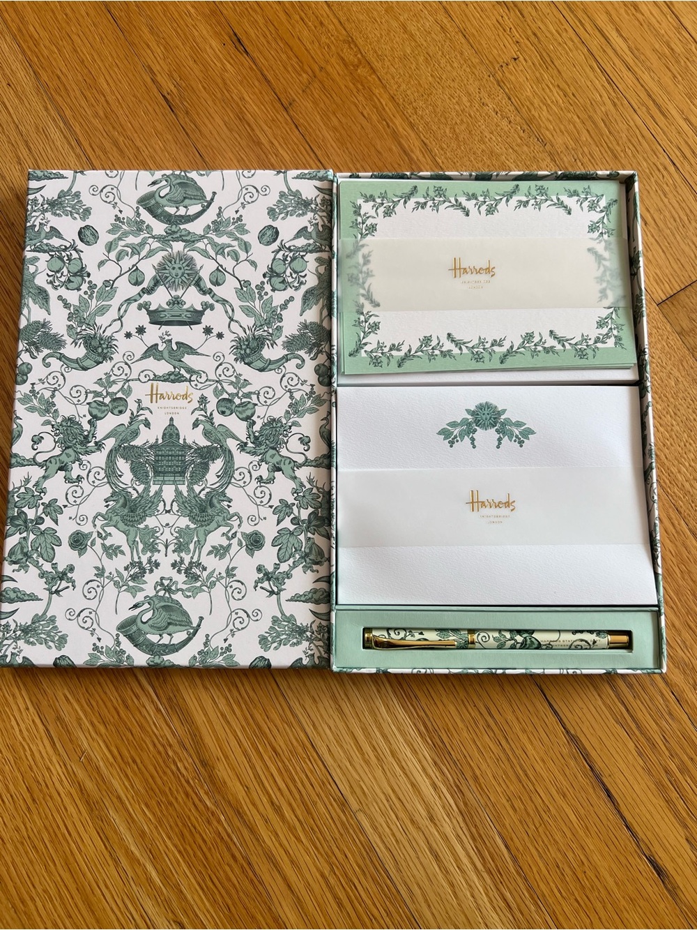 Harrods Menagerie Stationary Letter Set